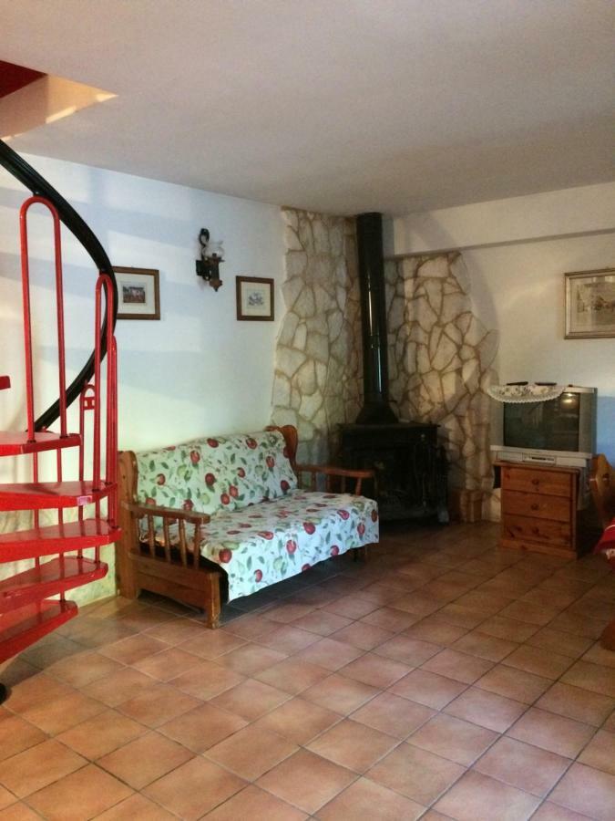 הוילה פסקאסרולי Casa Con Giardino מראה חיצוני תמונה